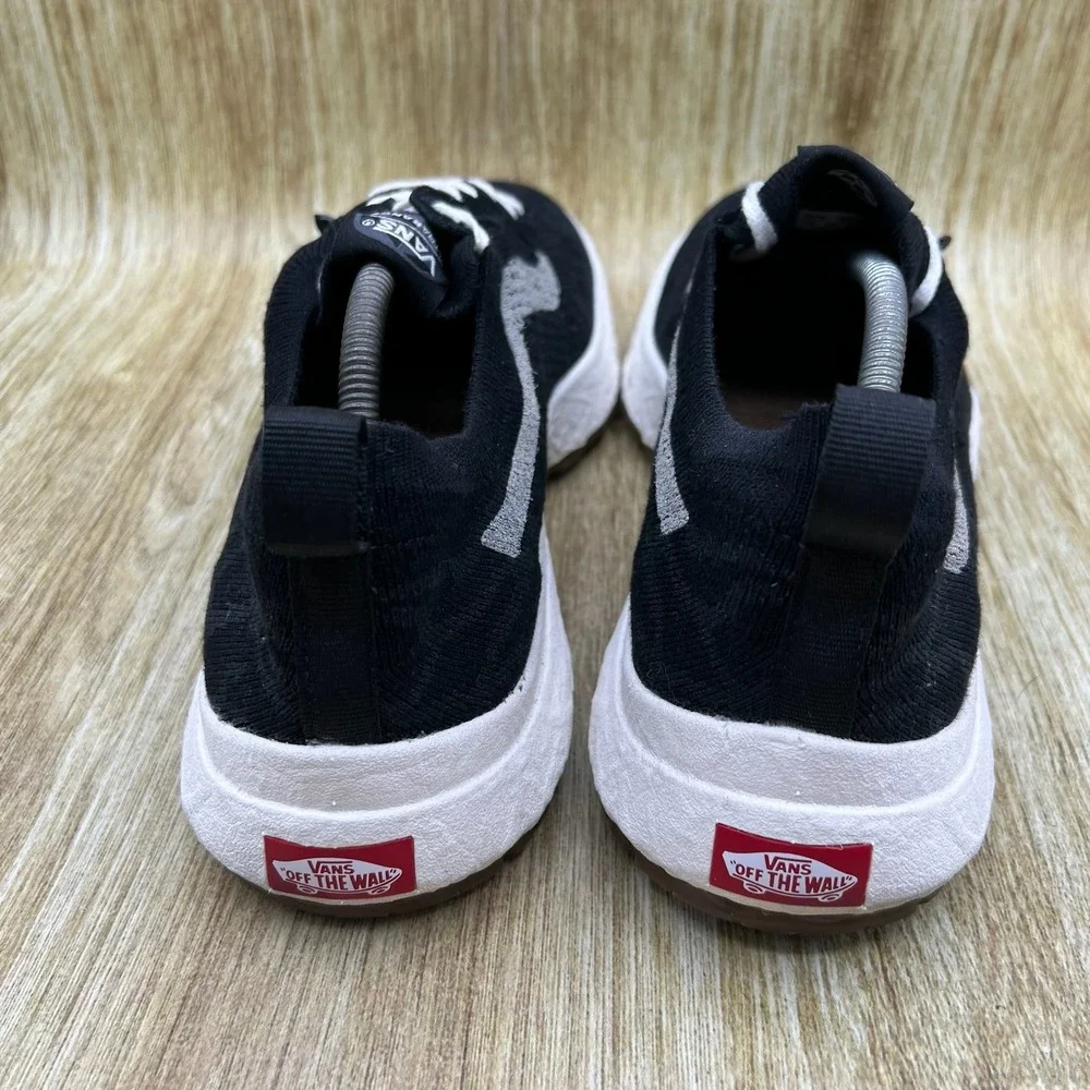 Vans UltraRange VR3 Men's Size 11.5 Black White Grey Knit Sustainable Sneakers